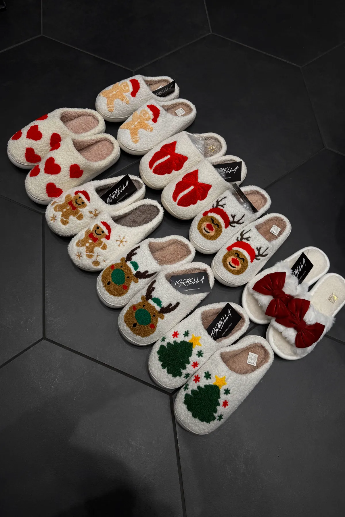 Slippers (23 Color Options)