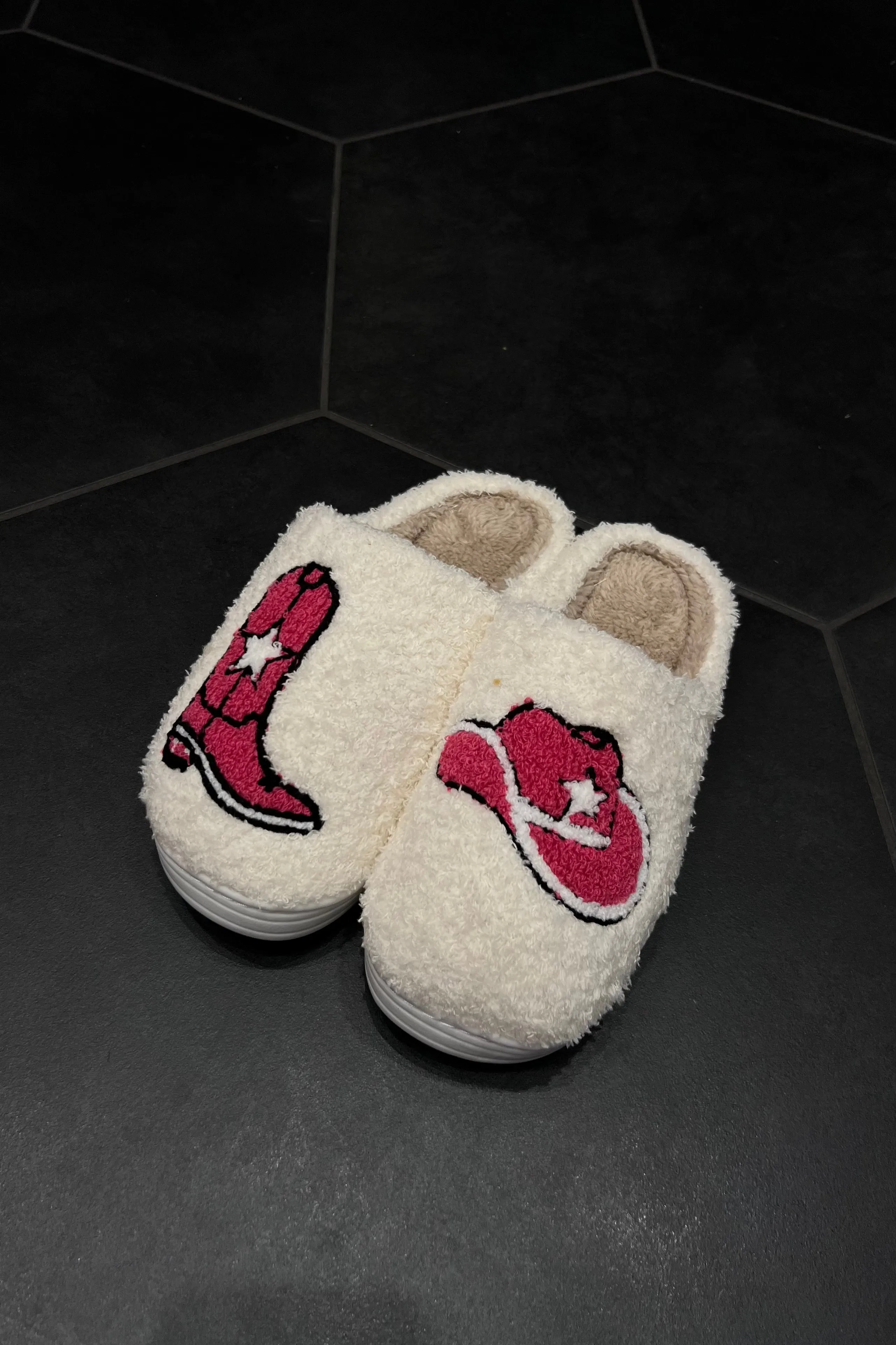 Slippers (23 Color Options)