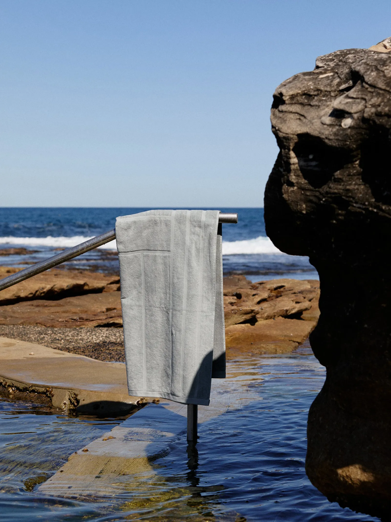 Woodford Pool Towel - Cement